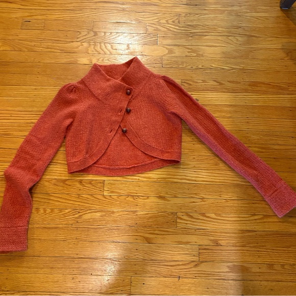 Not my style - little work shrug barely worn - Picture 1 of 2